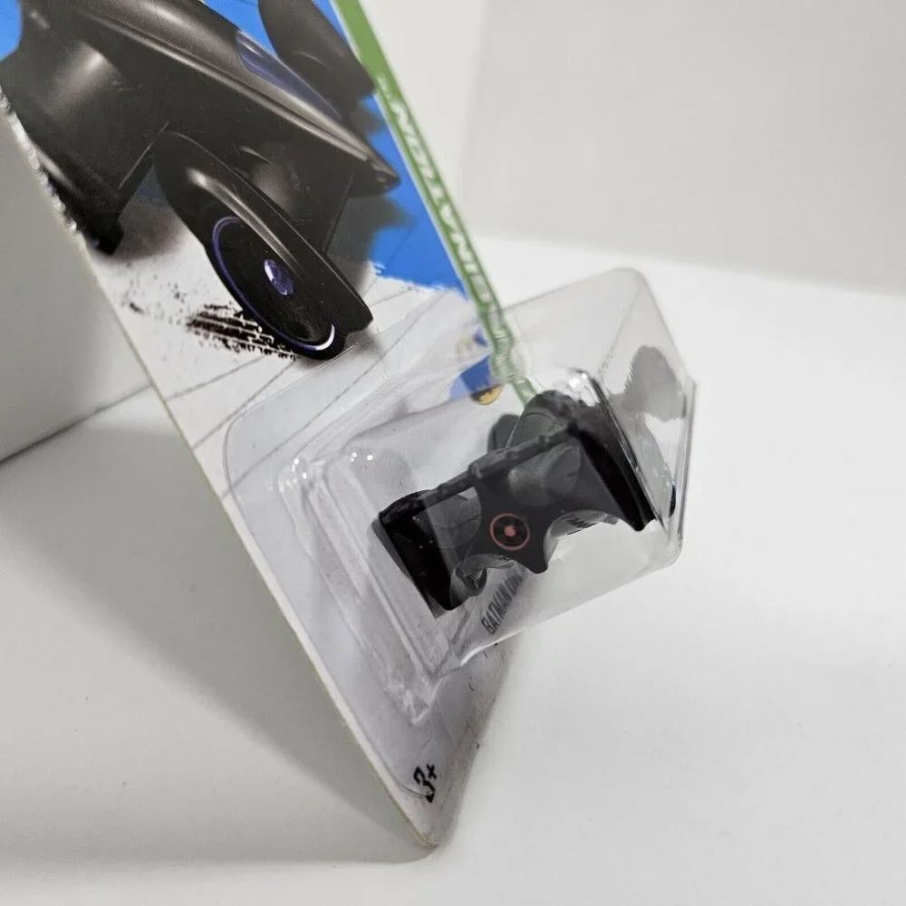 Hot Wheels Batman Live Batmobile 2013 HW Imagination Series‎ Die-Cast Car New